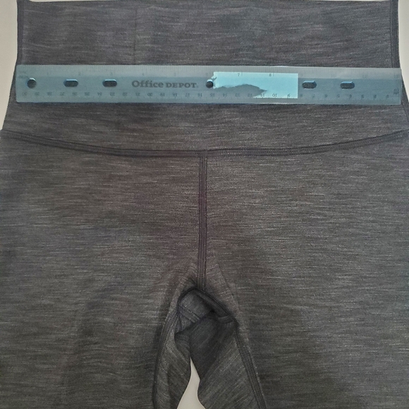 Lululemon 7/8 Leggings Size 6 - Picture 8 of 9